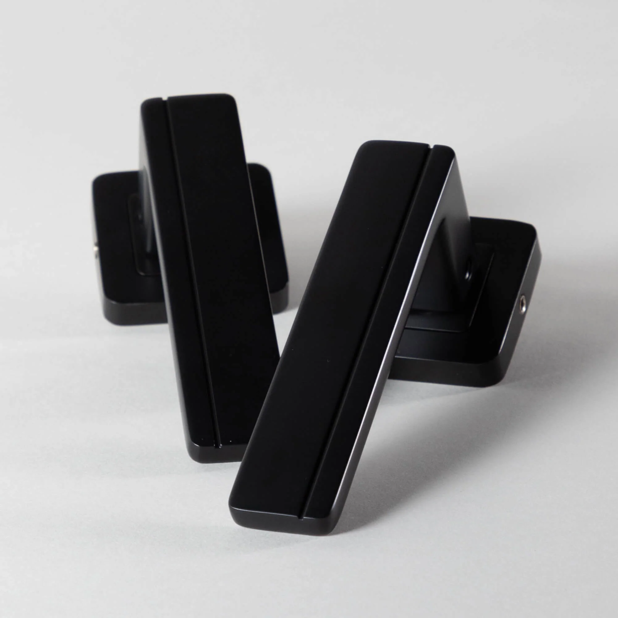 Hermes Flat Black Square Rose Handle - Image 4