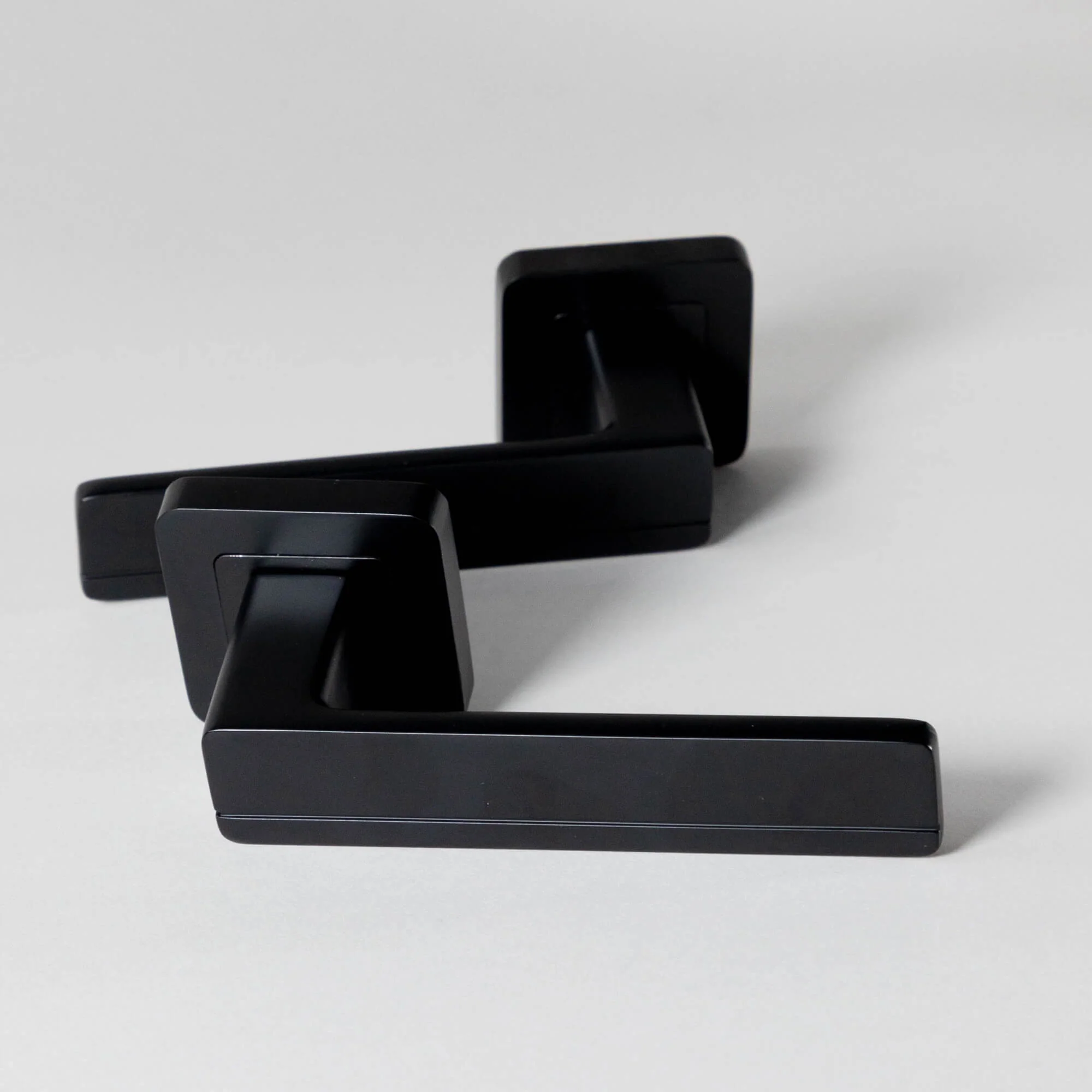 Hermes Flat Black Square Rose Handle - Image 5